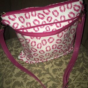 Pearl Junkie Kiss Lips 👄 Pink/White Transparent Handbag NWOT